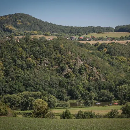 Campismo de Luxo Pokojczech Pagoda *